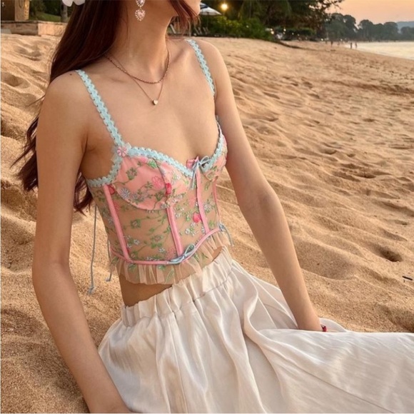 For love and lemons Floral Lace Bralette in Pink and Blue size M - Picture 4 of 8